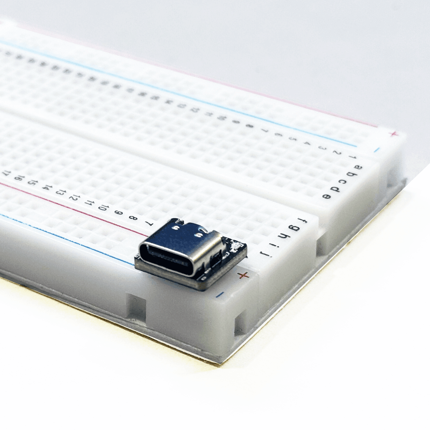 BrødBoost-Mini: Breadboard Power Supply