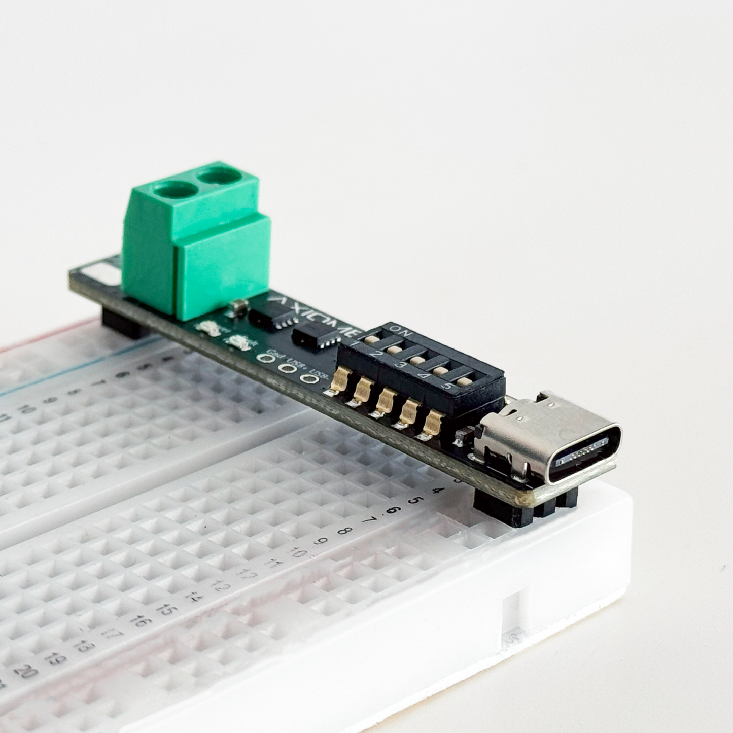 BrødBoost-PD: Breadboard Power Supply