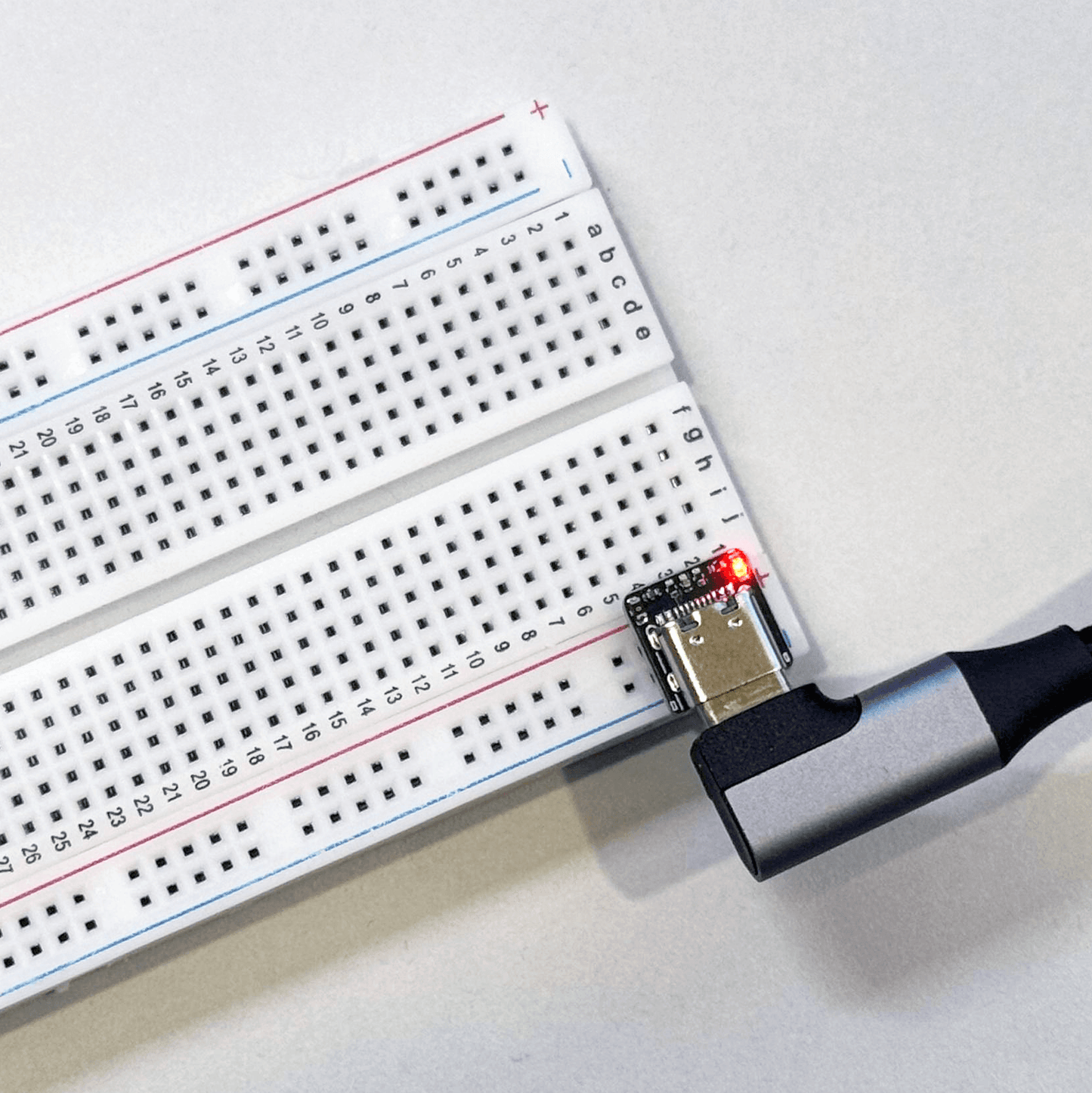 BrødBoost-Mini: Breadboard Power Supply